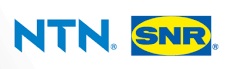 Łożyska NTN SNR dostępne w DAKAM Obraz jest ucieleśnieniem synergii japońskiej precyzji (NTN) i europejskiej innowacji (SNR). Kompozycja prezentuje szerokie portfolio produktów łożyskowych i liniowych, łącząc sterylny, techniczny wizerunek z profesjonalizmem i dostępnością, jakie budzi autoryzowany polski dystrybutor DAKAM. Dominują w niej chłodne barwy: metaliczna stal, głęboki błękit (identyfikacja wizualna NTN) oraz żółto-niebieskie akcenty (opakowania SNR). W centrum uwagi, na czystej, industrialnej powierzchni (np. metalowym stole warsztatowym lub białym tle), znajduje się starannie zaaranżowany zestaw flagowych produktów NTN-SNR: • Łożyska Baryłkowe (Seria ULTAGE): Centralny element – masywne łożysko baryłkowe z serii ULTAGE. Jego solidna konstrukcja, zoptymalizowana geometria i (często) metalowy koszyk wizualnie komunikują najwyższą nośność, trwałość i wydajność w najcięższych warunkach. • Łożyska Kulkowe: Obok leżą precyzyjne łożyska kulkowe zwykłe (np. z serii Topline do wysokich/niskich temperatur), symbolizujące wszechstronność oferty. • Zespoły Łożyskowe (Oprawy): Widoczna jest solidna oprawa łożyskowa (np. w standardzie europejskim lub japońskim), gotowa do montażu. • Opakowania: W tle kompozycji produktowej widoczne są charakterystyczne pudełka: niebieskie pudełka NTN oraz niebiesko-żółte (lub białe) pudełka SNR. Ich obecność jest kluczowa dla potwierdzenia oryginalności towaru. • Marka Premium: Na pierścieniach łożysk i uszczelnieniach widoczne są wyraźne, laserowo grawerowane logotypy "NTN" oraz "SNR", co podkreśla siłę połączonych marek. Tło jest subtelnie rozmyte (efekt bokeh), ale jednoznacznie wskazuje na profesjonalną, wielkoskalową dystrybucję na terenie Polski: • Nowoczesny magazyn DAKAM: W tle widać rzędy wysokich regałów magazynowych. Są one wypełnione uporządkowanymi zapasami łożysk obu marek. Duża ilość towaru na stanie wizualnie potwierdza status "sprawdzonego dystrybutora". • Logo Dystrybutora: W dyskretnym, ale widocznym miejscu umieszczone jest logo DAKAM, z dopiskiem "Autoryzowany Dystrybutor NTN-SNR", co buduje jego markę jako zaufanego partnera. Obraz niesie jasny komunikat: "Jako autoryzowany polski dystrybutor DAKAM, posiadamy na stanie pełen asortyment produktów NTN-SNR – od wydajnych łożysk baryłkowych ULTAGE, przez łożyska kulkowe i igiełkowe, aż po technikę liniową".